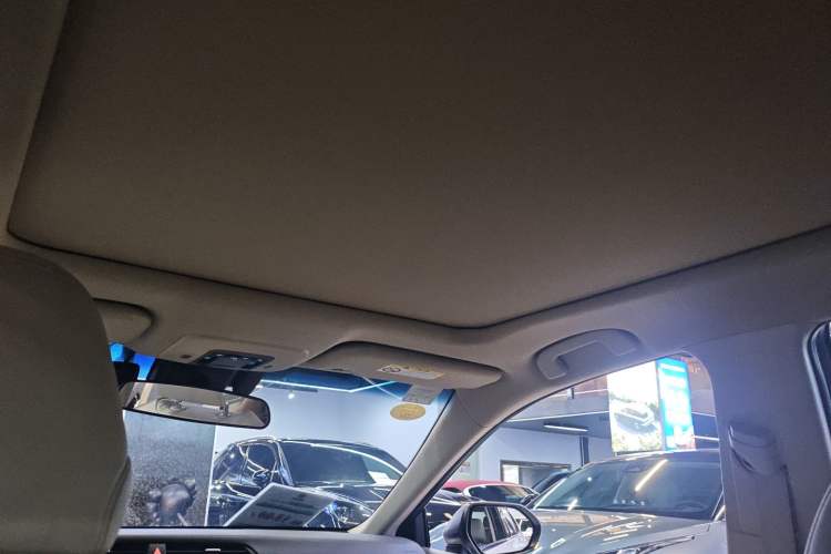 Used Toyota Camry 2018 Dual-Engine 2.5 HG Luxury Edition