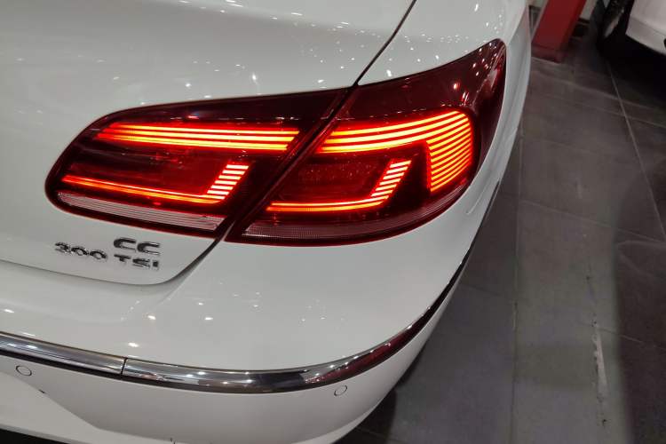 Used Volkswagen FAW-Volkswagen CC 2016 1.8TSI Prestige Model