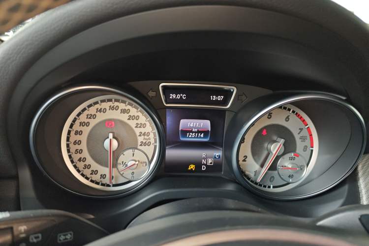 Used Mercedes-Benz GLA 2016 GLA 200 Fashion Model
