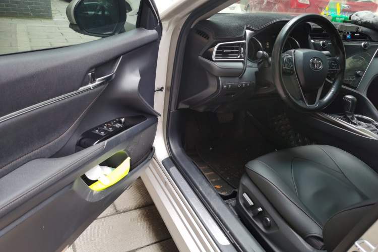 Used Toyota Camry 2019 2.5G Luxury Edition China VI Standard