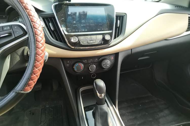 Used Chevrolet Monza 2022 320 Automatic Enjoyment Edition
