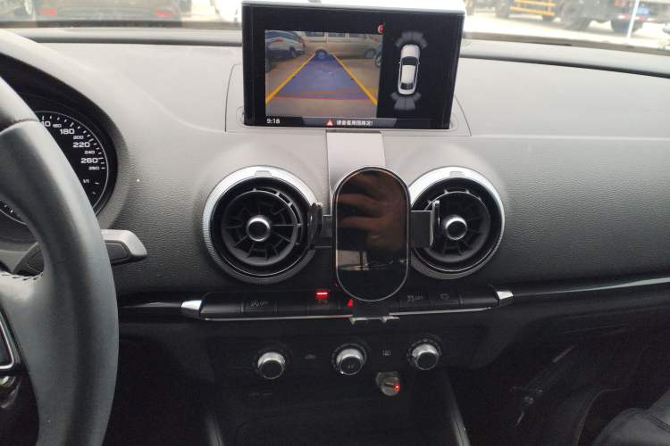 Used Audi A3 2019 Limousine 35 TFSI Fashion Edition China VI Emission Standard
