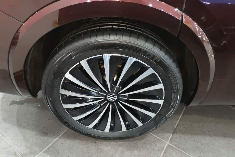 Used Volkswagen Viloran 2022 380TSI Prestige Edition