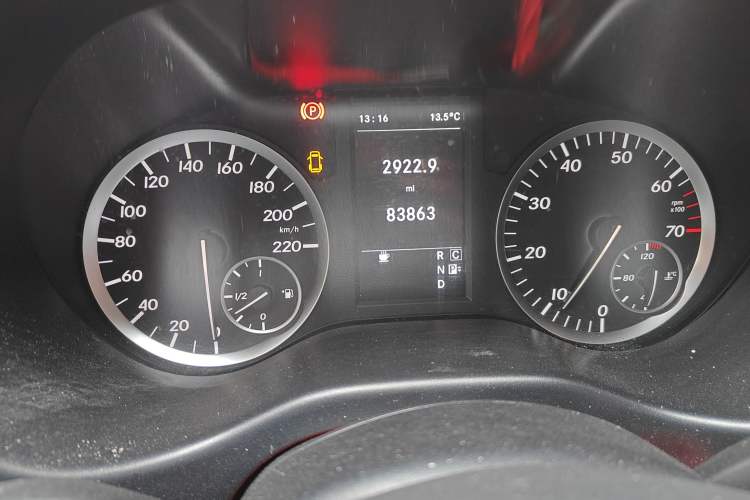 Used Mercedes-Benz Vito 2016 2.0T Business Edition
