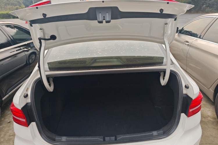 Used Volkswagen Lavida 2019 1.5L Automatic Comfort Edition China VI Standard