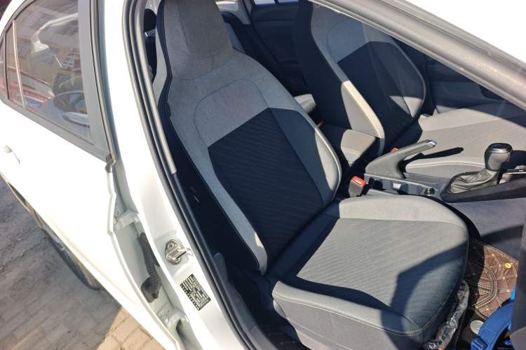 Used Volkswagen Lavida 2023 New Rui 1.5L Automatic New Yi Edition