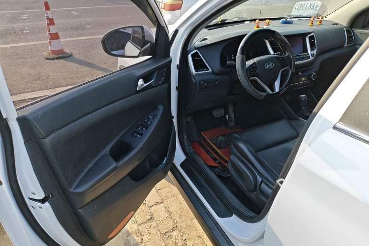 Used Hyundai Tucson 2015 1.6T Dual-Clutch Two-Wheel-Drive Smart Model