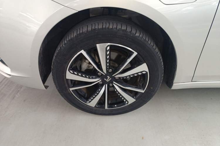 Used  ER6 2020 620 km Smart Edition
