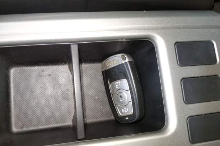 Used Haval H6 2016 Upgraded Model 1.5T Manual Two-Wheel Drive Elite Version
