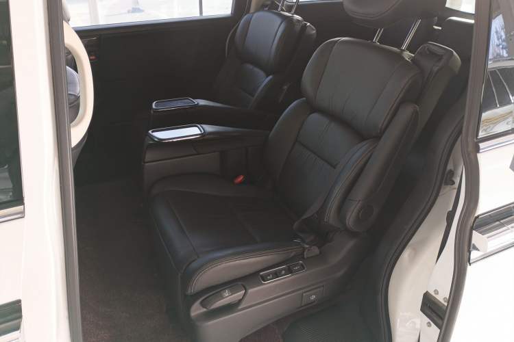 Used Honda Elysion 2016 2.4L Supreme Edition