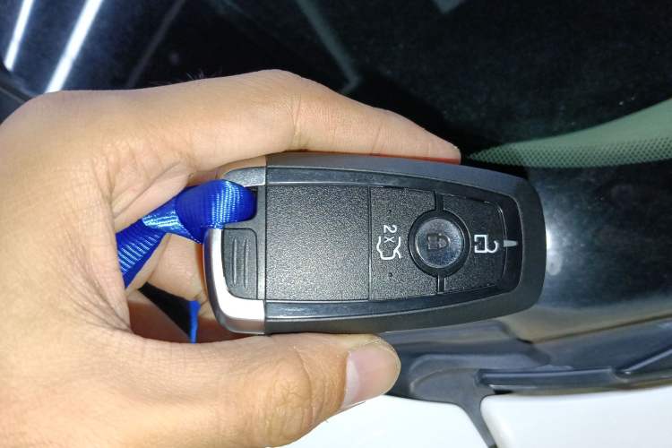 Used Ford Edge 2018 EcoBoost 245 Two-Wheel-Drive Titanium 5-Seater China V Standard