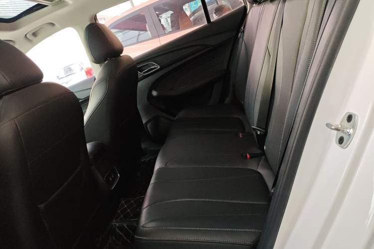Used Roewe i5 2019 1.5L Automatic 4G Connected Langhao Edition
