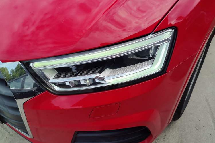 Used Audi Q3 2018 30th Anniversary Edition 30 TFSI Fashion Model
