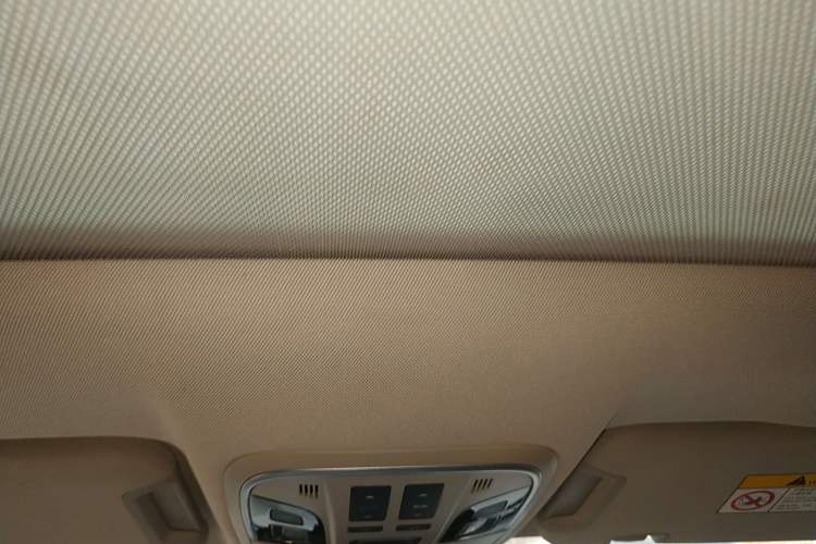 Used Wey VV7 2017 2.0T Luxury Model
