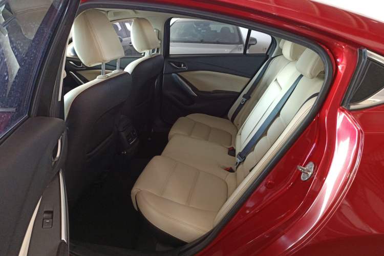 Used Mazda Atenza 2014 2.0L Blue Sky Luxury Edition
