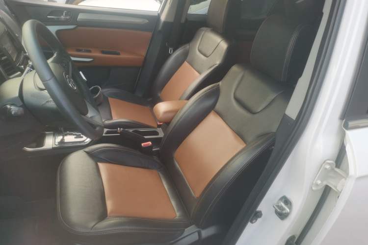 Used  Refine S3 2014 1.5L CVT Luxury Smart Model
