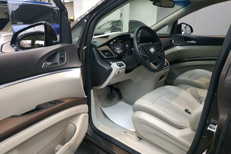 Used Buick GL8 2020 Land Business Class 652T Luxury Model