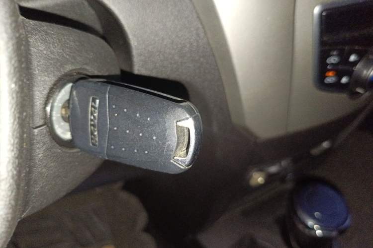 Used Haval H1 2017 Red-Label 1.5L Manual Comfort Model
