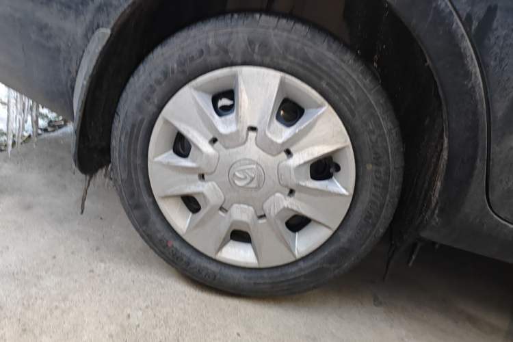 Used Baojun 630 2014 1.5L manual standard version
