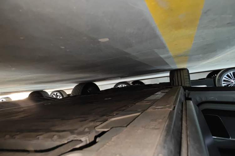 Used Nio ES8 2020 580 km Range Signature Edition Six-Seater Version
