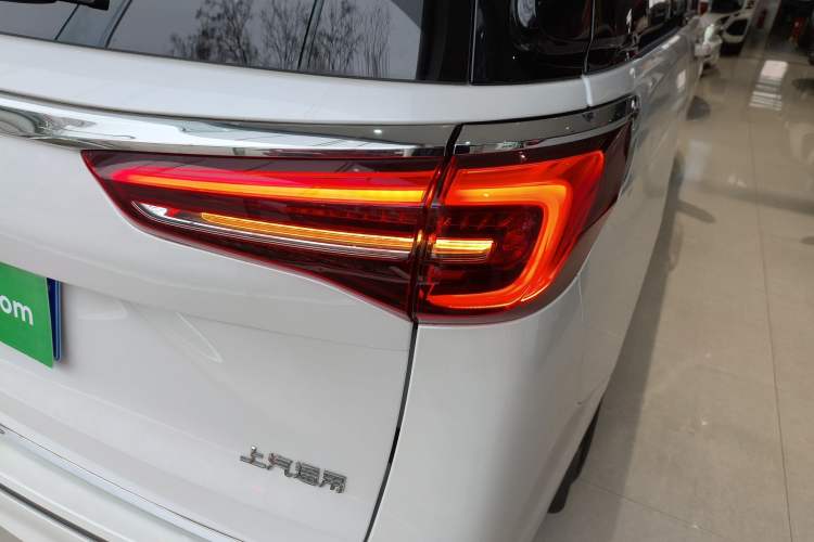 Used Buick GL8 2021 ES Landtrek 653T Comfort Edition