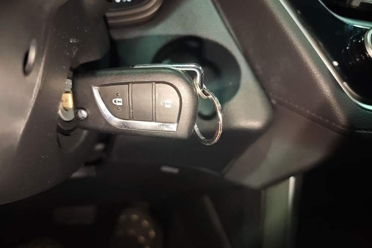 Used Toyota FRONTLANDER 2023 2.0L CVT Elite Edition
