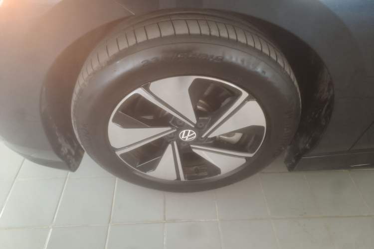 Used Volkswagen ID.7 VIZZION 2024 AIR model
