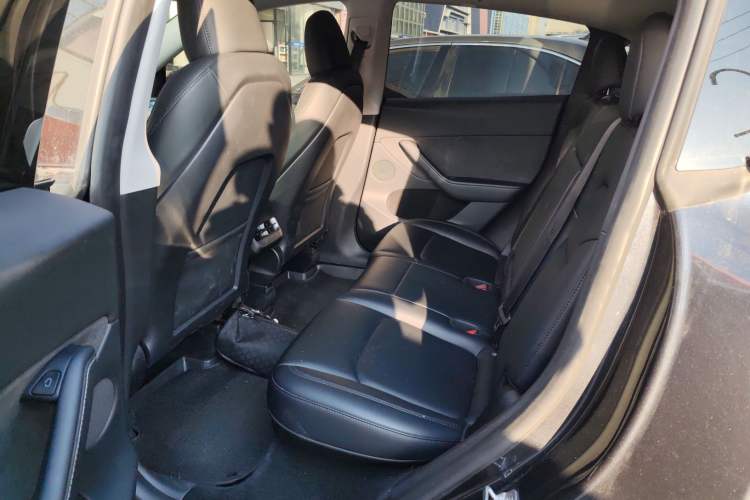 Used Tesla Model Y 2024 Rear-Wheel-Drive Version