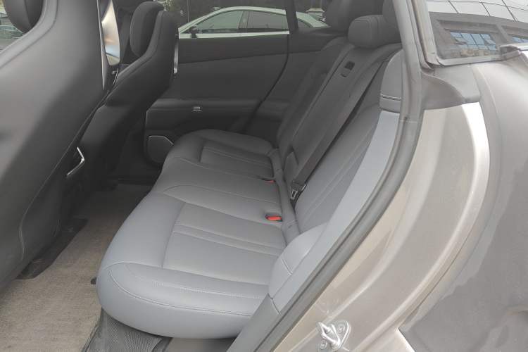 Used  YU7 2025 Ultra-Long Range Rear-Wheel Drive Version
