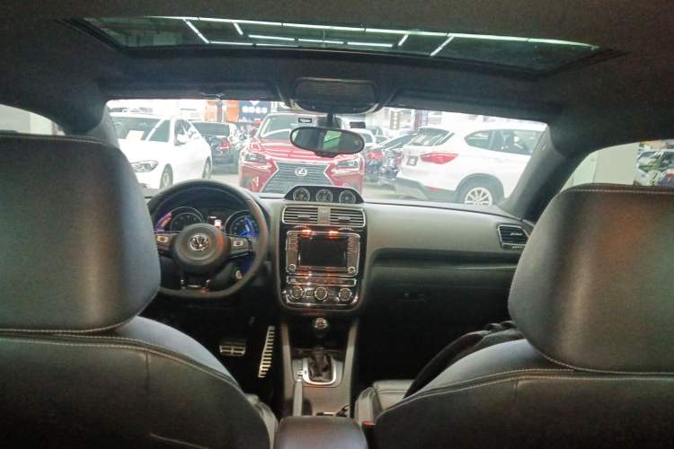 Used Volkswagen Scirocco 2015 R 2.0TSI
