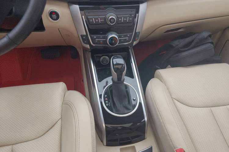 Used Zotye Domy X5 2017 Upgraded Model 1.5T CVT Landlord Edition
