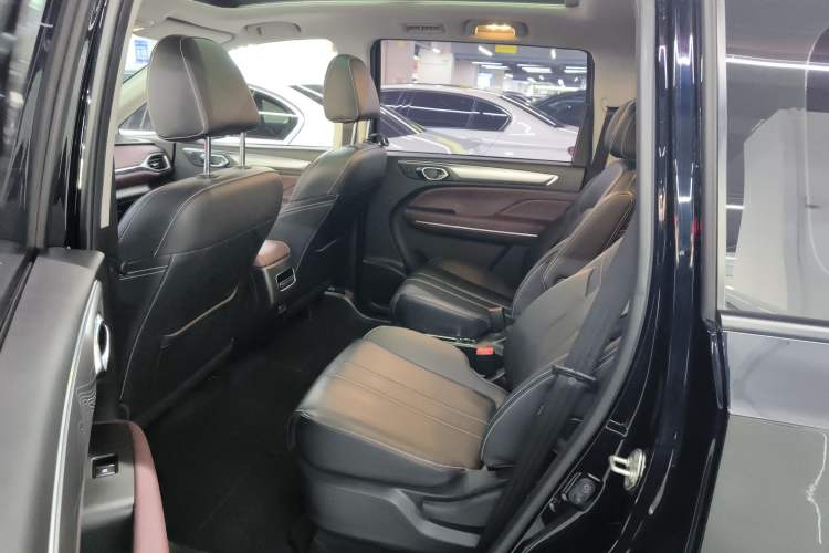 Used GAC Trumpchi M6 2023 PRO 270T DCT Luxury Edition
