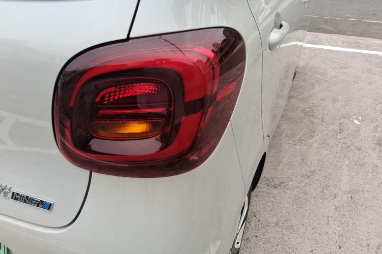 Used Wuling Hongguang MINIEV 2025 Four-Door Version Advanced Edition
