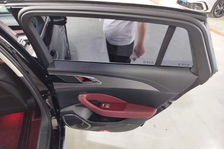 Used Hongqi H5 2023 1.5T DCT Smart Connect Flagship Edition
