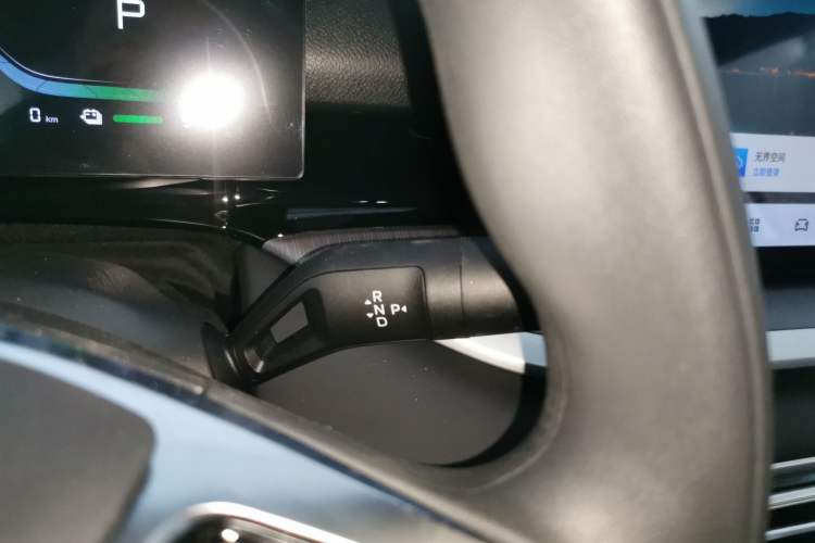 Used  Galaxy Stellar 6 
