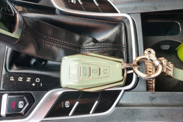 Used Geely Auto Emgrand 2020 1.5L CVT Upward Version
