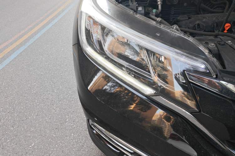 Used Honda CR-V 2016 2.0L two-wheel drive Urban Edition
