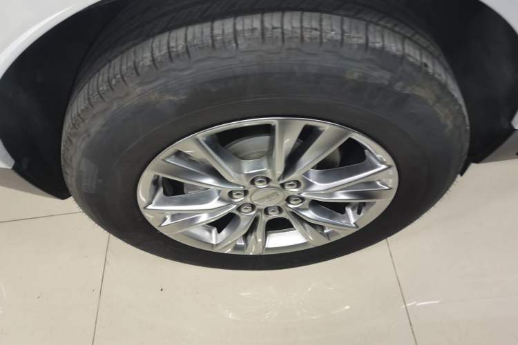 Used Cadillac XT5 2021 28T Luxury Version