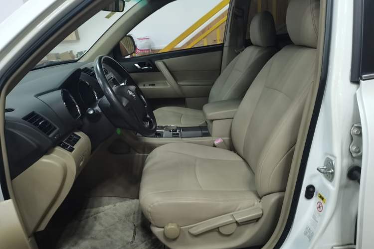 Used Toyota Highlander 2012 2.7L Two-Wheel Drive 7-Seater Elite Edition
