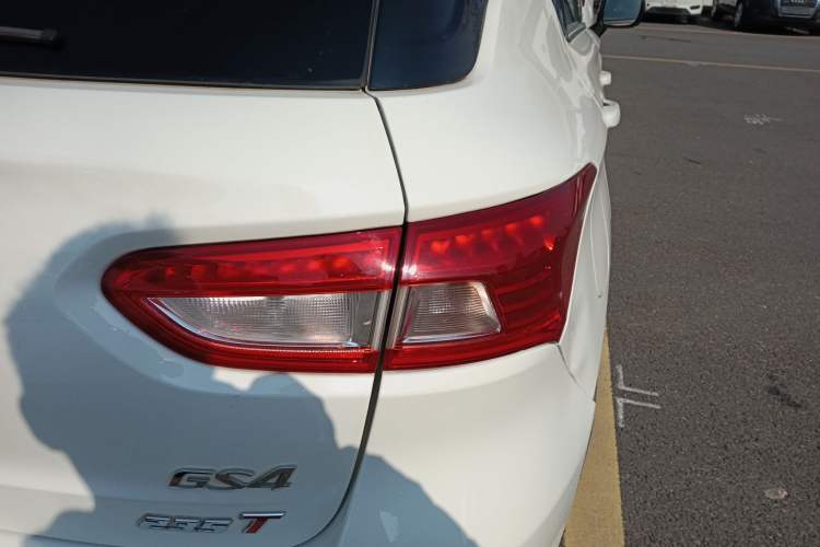 Used GAC Trumpchi GS4 2017 235T Automatic Two-Wheel Drive Elite Edition
