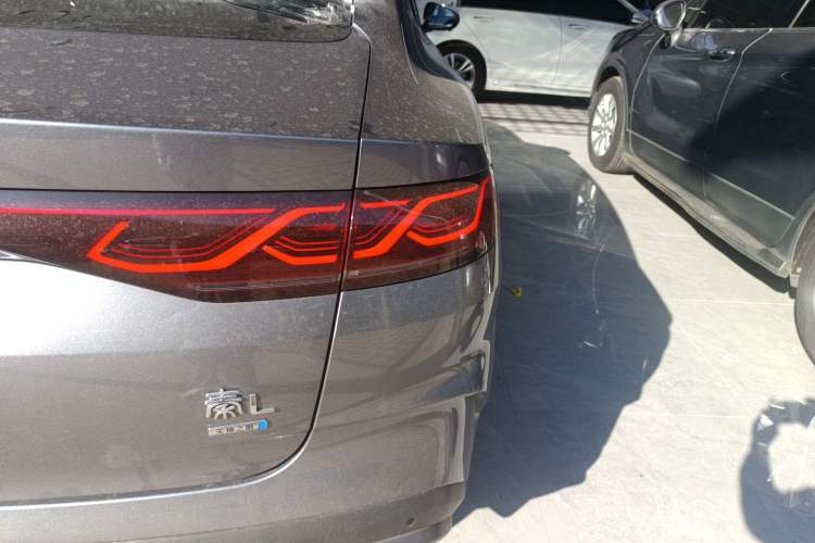 Used BYD Qin L 2025 DM-i Smart Drive 120KM Superior Model
