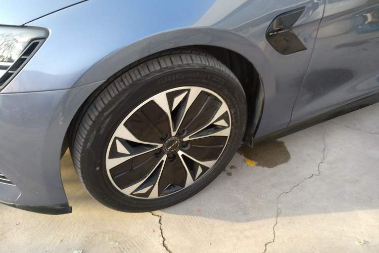 Used BYD Seal 2022 550 km Standard Range Rear-Wheel Drive Prestige Version
