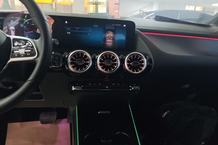 Used Mercedes-Benz GLA 2022 Facelifted GLA 200