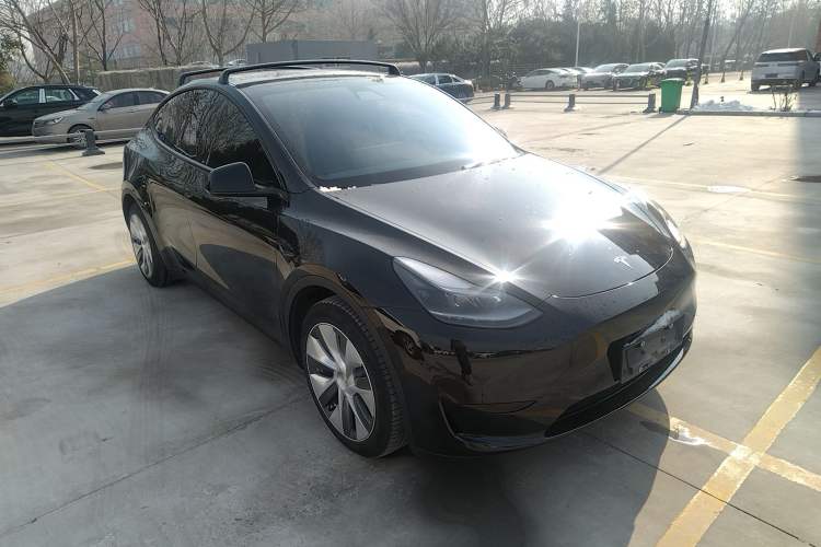 Used Tesla Model Y 2022 Rear-Wheel-Drive Version
