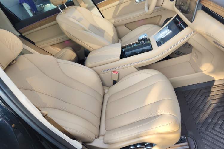 Used Hima AITO M7 2024 1.5T Intelligent Driving Rear-Drive Pro Version 5 Seats
