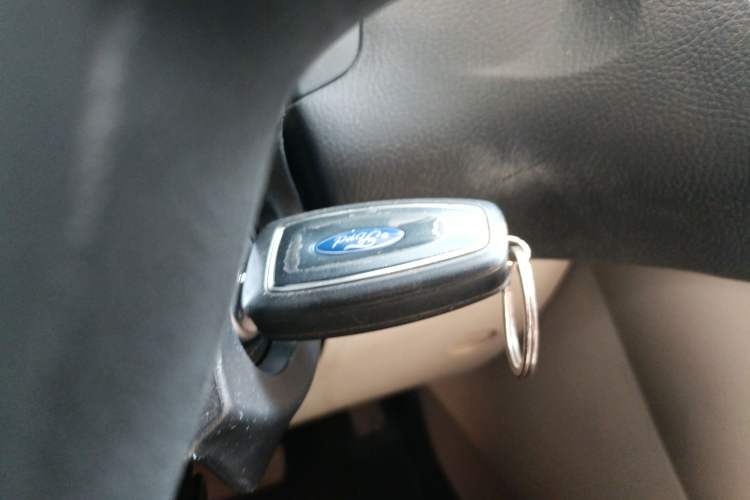 Used Ford Focus 2017 Sedan 1.6L Automatic Comfort Plus SmartDrive Edition
