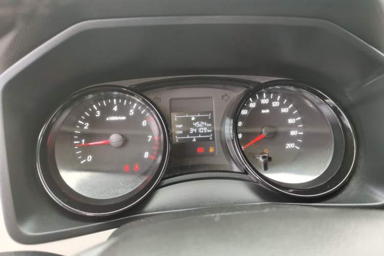 Used Wuling Zhengcheng 2021 1.5T Manual Comfort Version
