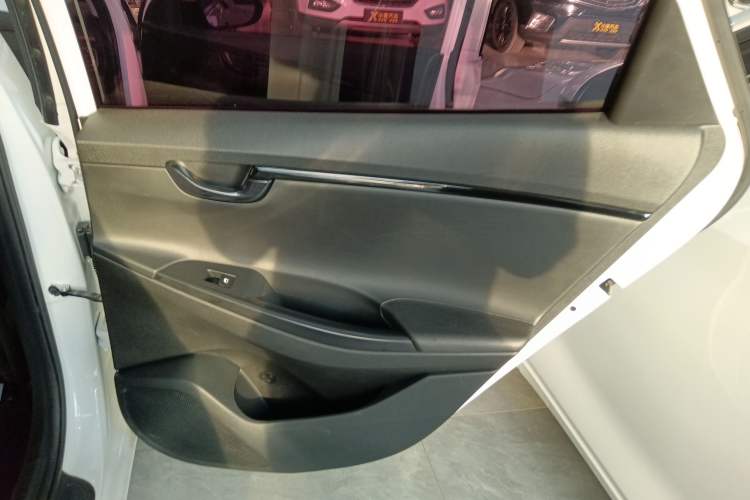 Used Hyundai Celesta 2018 1.6L Automatic GL Enjoyment Edition China VI compliant
