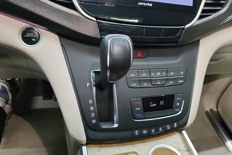 Used Buick GL8 2018 ES 28T Comfort Model China VI Standard
