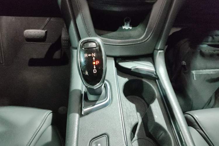 Used Cadillac XT5 2016 25T Luxury Model